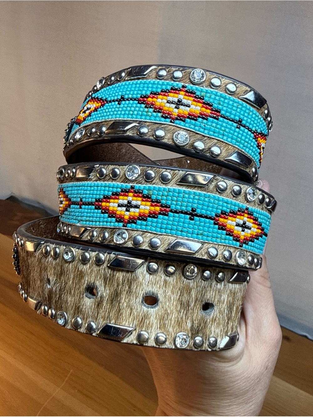 Ariat Leather Beaded Rhinestone Bare Belt Sz L Hide Hair Western Turquoise Boho - Picture 1 of 16